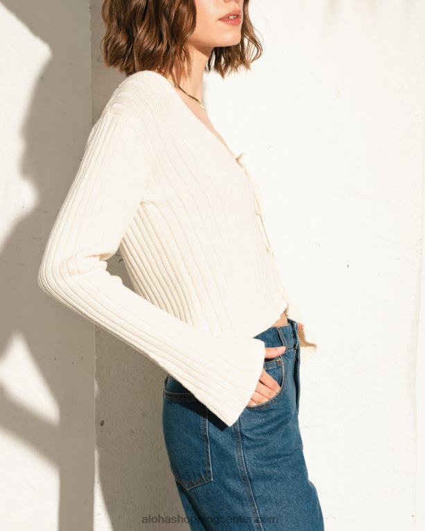 Spogledljiva čipkasto - bela pletena majica ženske Alohas 0D4R8702