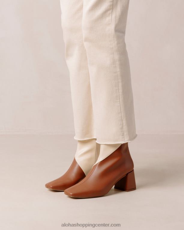 akvarel - beli in rjavi veganski usnjeni škornji ženske Alohas 0D4R8130