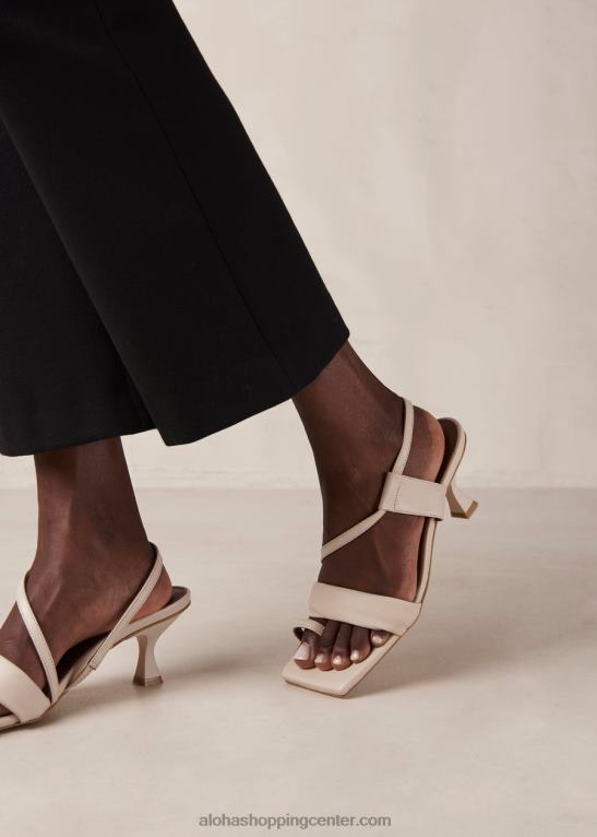 asimetrični paščki - umazano bele usnjene sandale ženske Alohas 0D4R8434