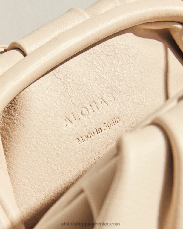 d - bela usnjena torbica ženske Alohas 0D4R81059