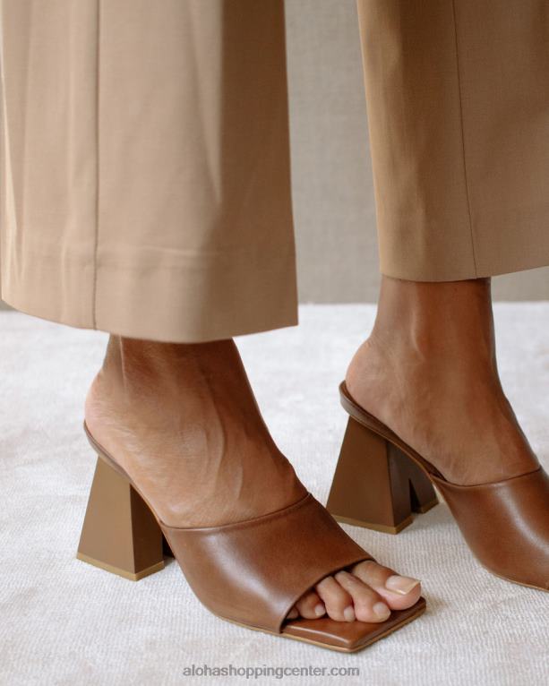 dune - rjavi usnjeni sandali ženske Alohas 0D4R8488