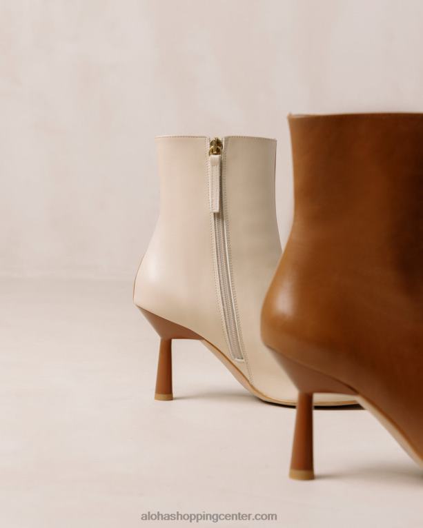 frappe - rjavi in ​​beli usnjeni škornji ženske Alohas 0D4R8572