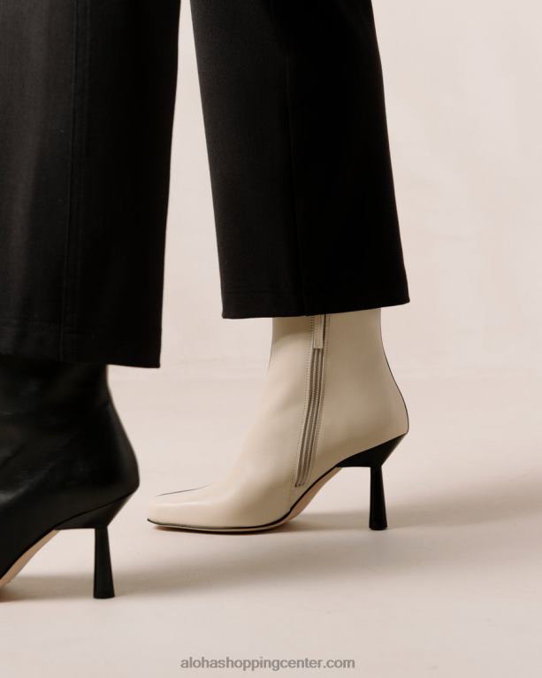 frappe - črno-beli usnjeni škornji ženske Alohas 0D4R8573