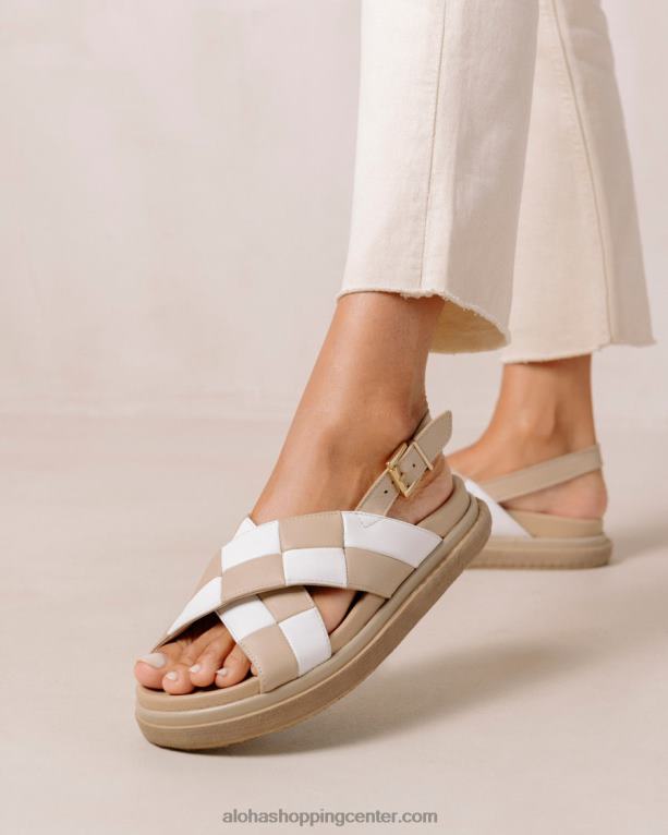 marshmallow scacchi - bele in bež usnjene sandale ženske Alohas 0D4R8127