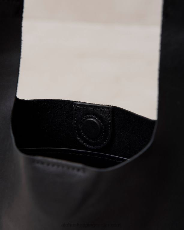 l - črna usnjena torbica ženske Alohas 0D4R81069