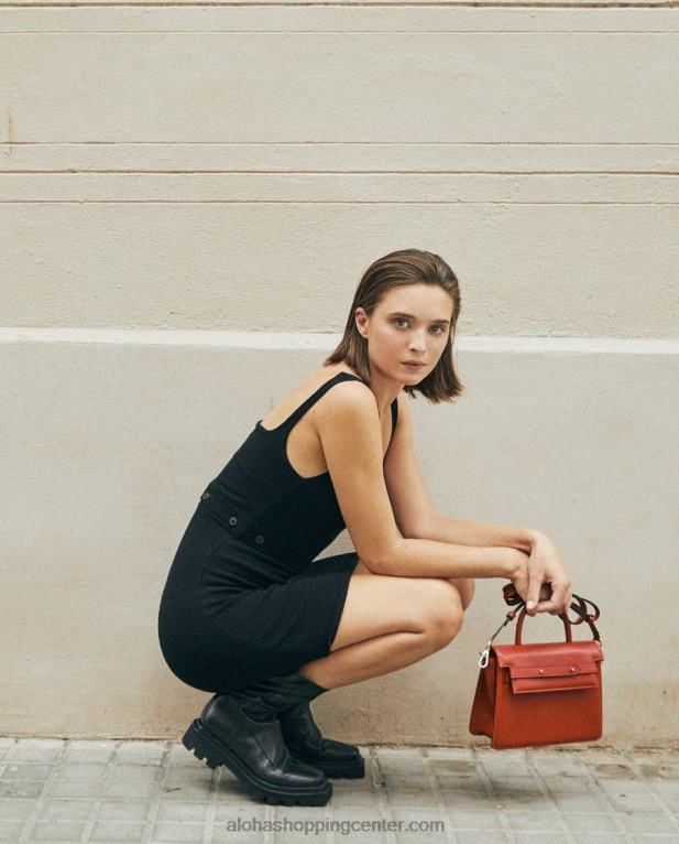 m - rdeča torbica ženske Alohas 0D4R81064