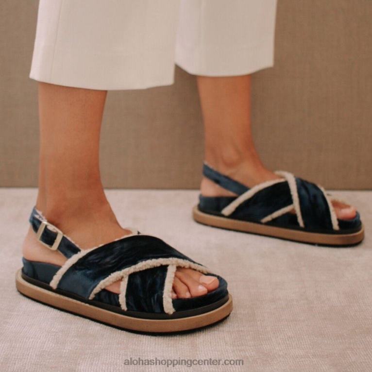 marshmallow - modri žametni in strižlasti sandali ženske Alohas 0D4R8113