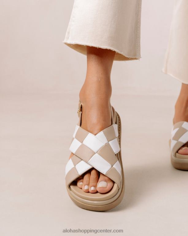 marshmallow scacchi - bele in bež usnjene sandale ženske Alohas 0D4R8127