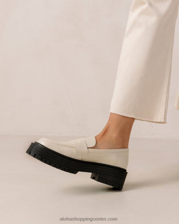 maska ​​- beli veganski usnjeni loaferji ženske Alohas 0D4R8142