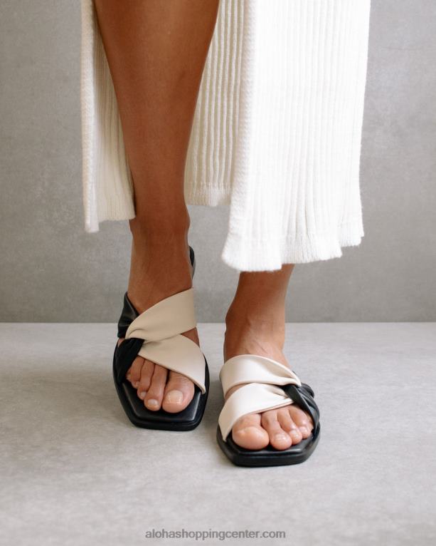 nomad - črno-beli usnjeni sandali ženske Alohas 0D4R8443