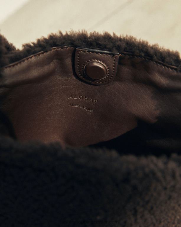 p - rjava torbica iz ovčjega strižla ženske Alohas 0D4R81176