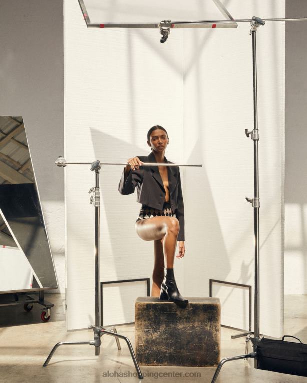 rjave pletene kratke hlače za potovanje v službo ženske Alohas 0D4R8916