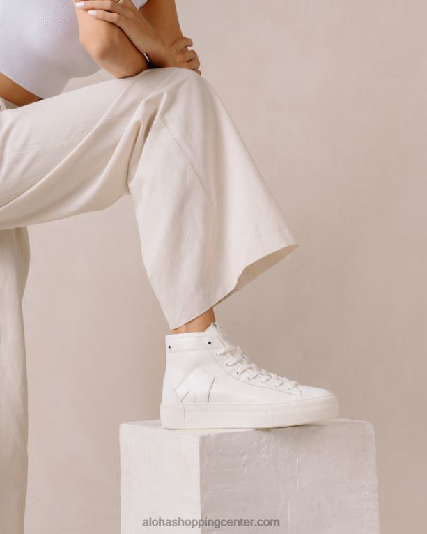 tb35 - bele usnjene superge ženske Alohas 0D4R8262