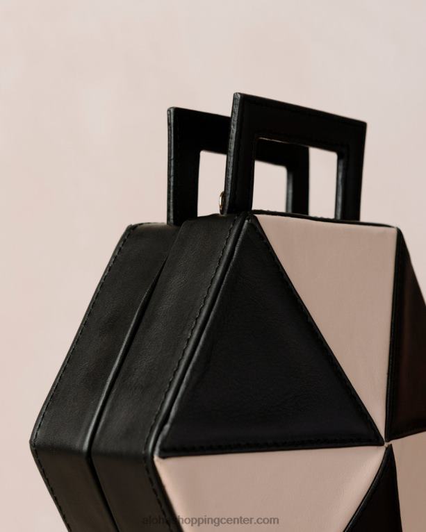 the k - črno-bela usnjena torbica ženske Alohas 0D4R81042