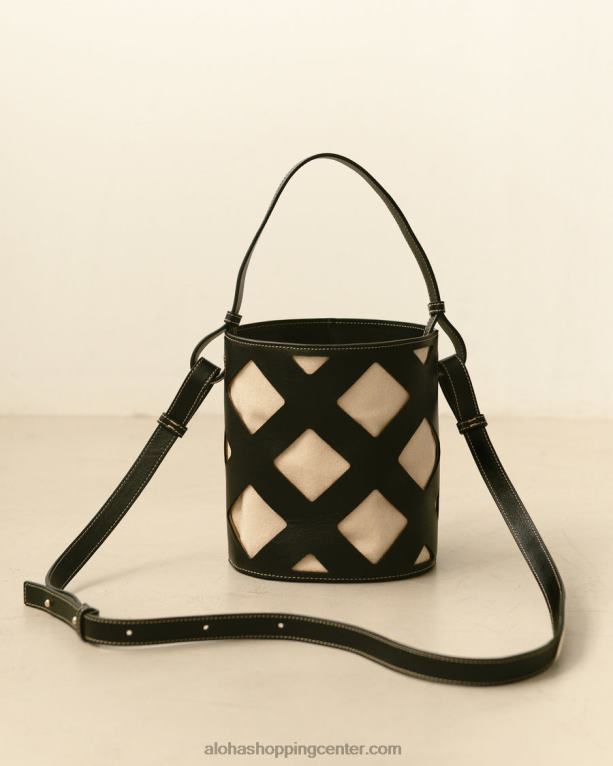 the u venti waffle - črna usnjena torbica ženske Alohas 0D4R81155