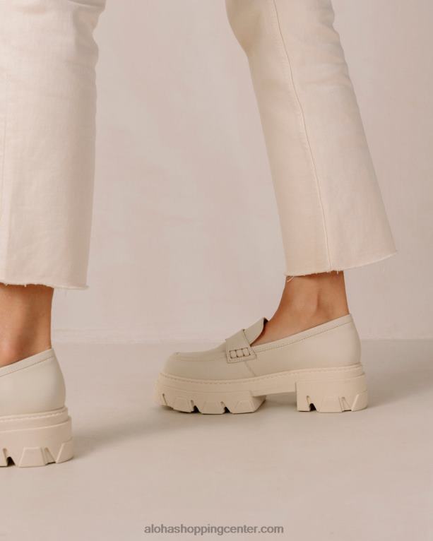 trailblazer - krem ​​usnjeni loaferji ženske Alohas 0D4R825