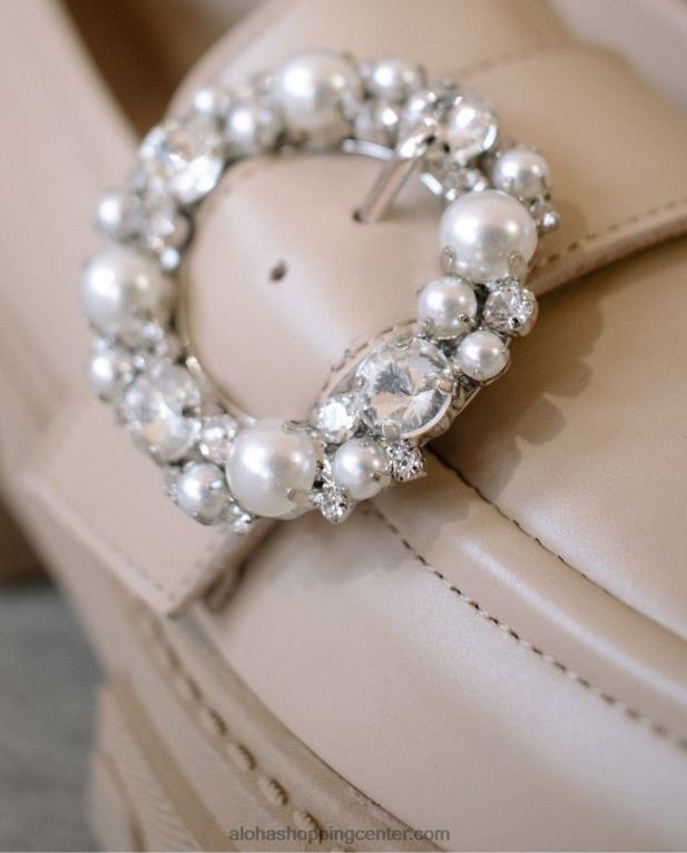 trailblazer crystal - bež usnjeni loaferji ženske Alohas 0D4R830