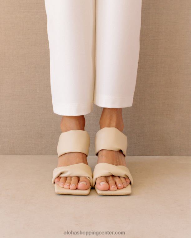 twist strap corn - bele veganske usnjene mule ženske Alohas 0D4R8427