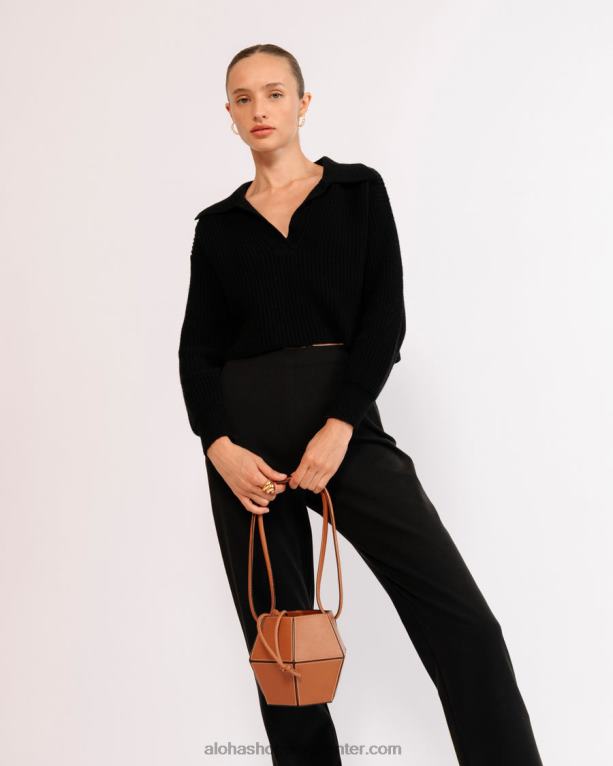 v - rjava usnjena torbica ženske Alohas 0D4R81048