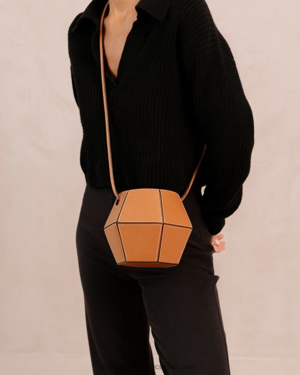 v - rjava usnjena torbica ženske Alohas 0D4R81048