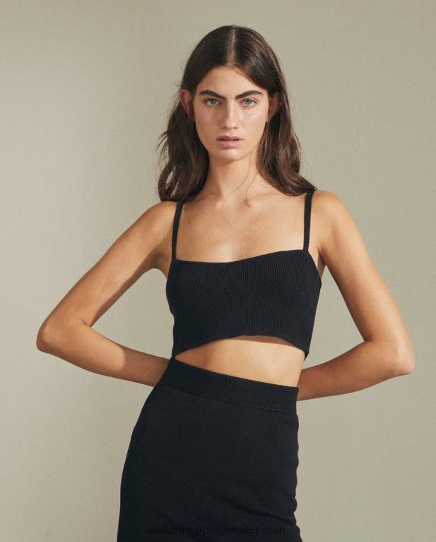 v središču pozornosti - črn pleten top ženske Alohas 0D4R8818