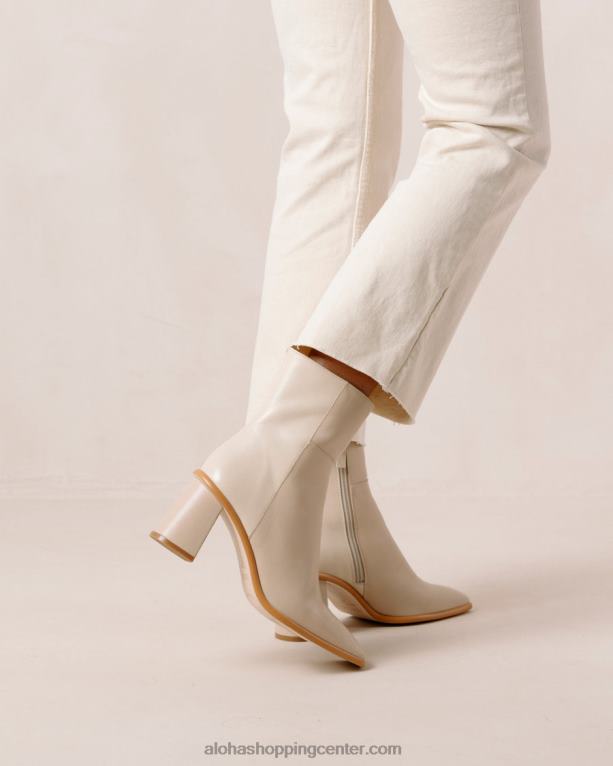 zahod - beli in bež usnjeni škornji ženske Alohas 0D4R8340