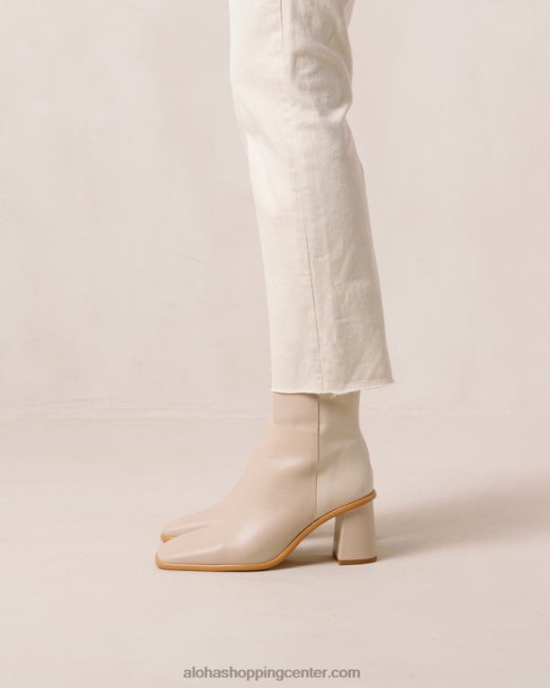 zahod - beli in bež usnjeni škornji ženske Alohas 0D4R8340