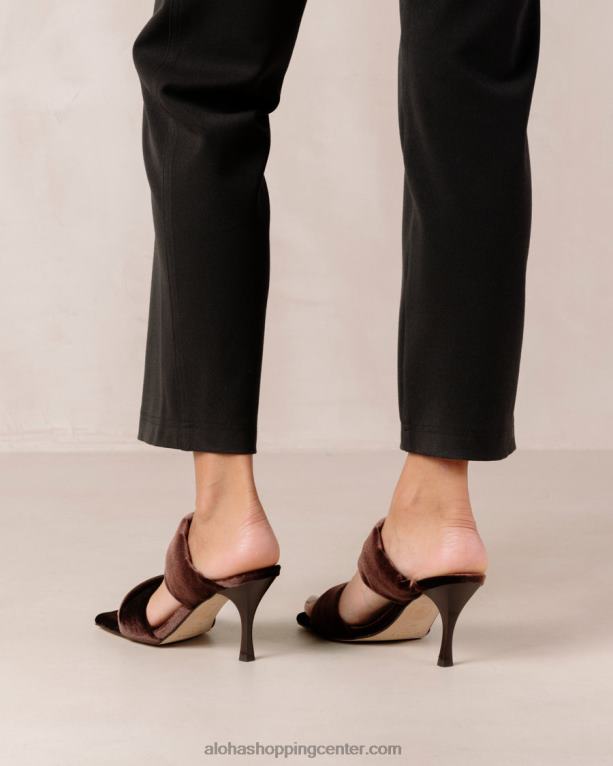 zasukani trak - rjave žametne mule ženske Alohas 0D4R8590