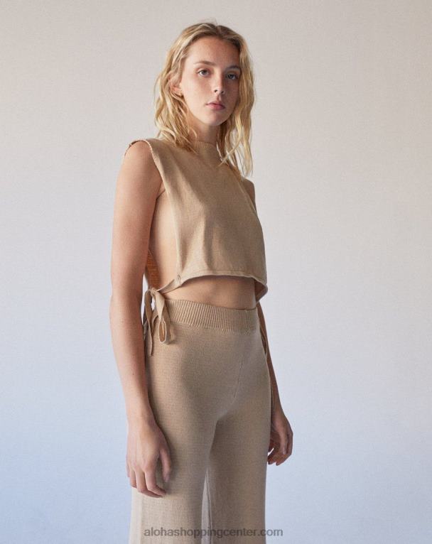 popečen mandelj bež